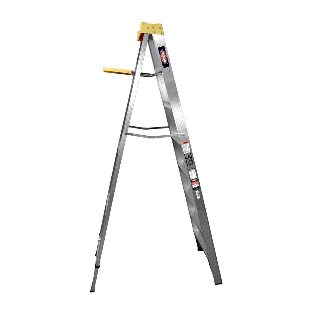 Escalera de Tijera Akron 77-22 | De Aluminio | Altura 2.31m | 7 Peldaños | Uso Profesional (Tipo II) con Plataforma y Porta Cubeta de Plástico