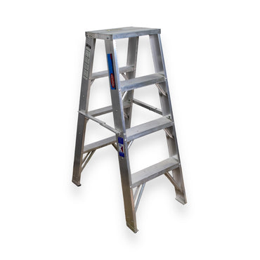 Escalera De Tijera Doble Akron 79-43 | De Aluminio | 1.22m | 6 Escalones | Uso Industrial | Tipo l | Capacidad De Carga 200kg