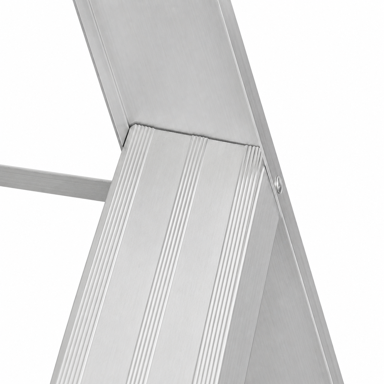 Escalera de Tijera Akron 77-10 | De Aluminio | Altura 1.15m | 3 Peldaños | Uso Comercial (Tipo III) con Plataforma y Porta Cubeta de Plástico