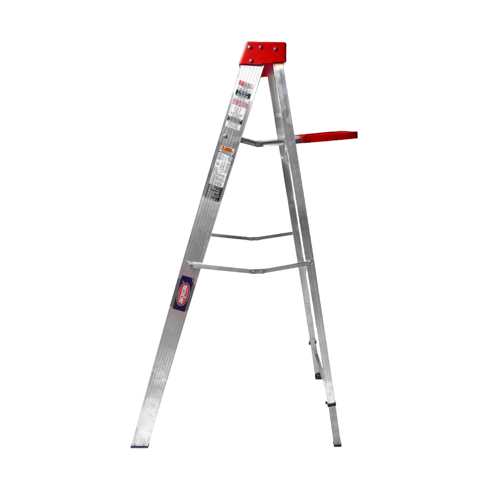 Escalera de Tijera Akron 77-12 | De Aluminio | Altura 1.73m | 5 Peldaños | Uso Comercial (Tipo III) con Plataforma y Porta Cubeta de Plástico