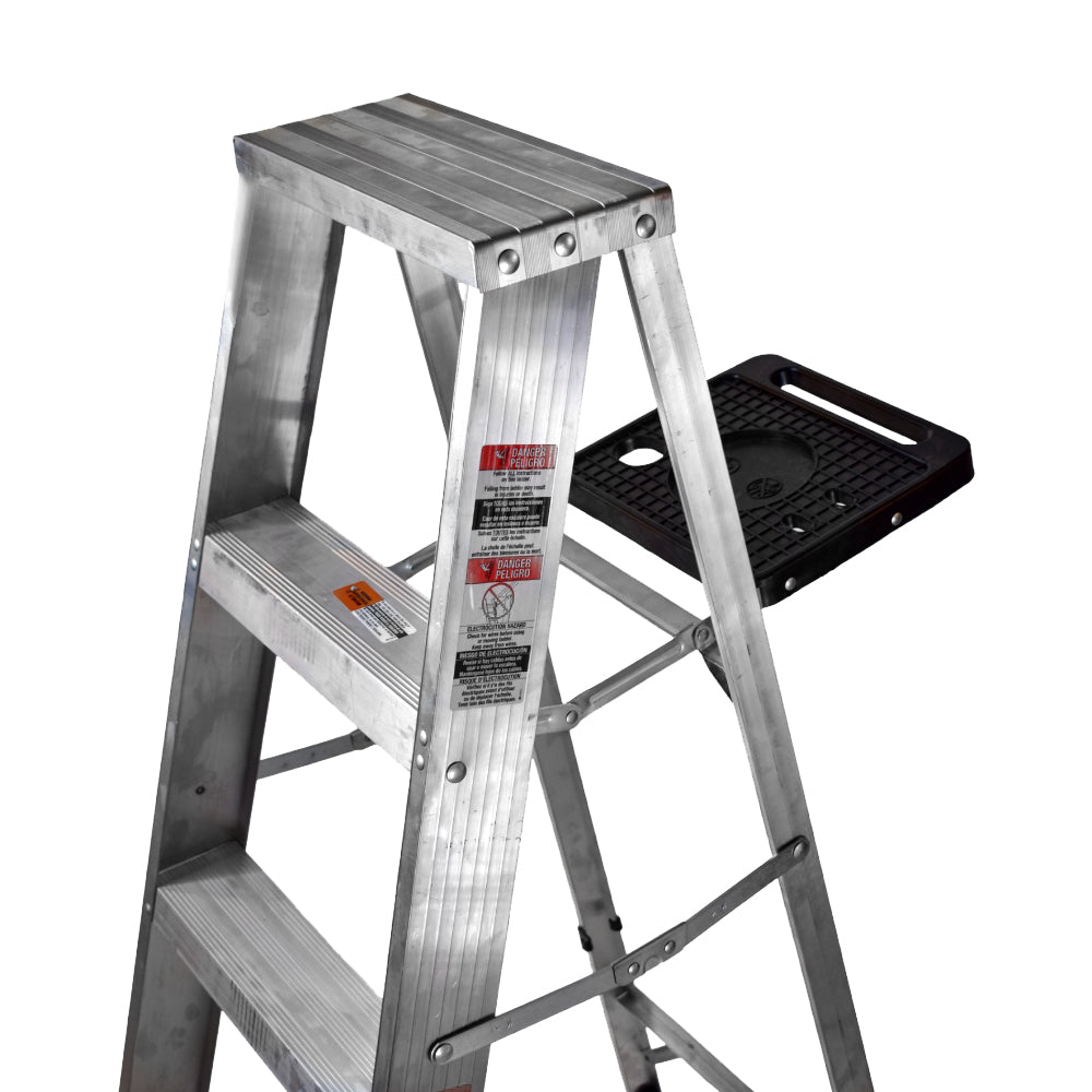 Escalera de Tijera Akron 77-14 | De Aluminio | Altura 1.44m | 4 Peldaños | Uso Comercial (Tipo III) con Porta Cubeta de Plástico