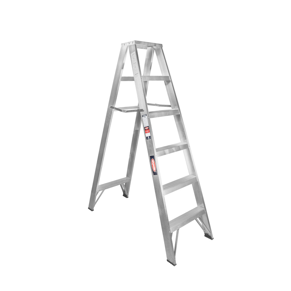 Escalera de Tijera Akron 77-15SP | De Aluminio | Altura 1.73m | 5 Peldaños | Uso Comercial (Tipo III)