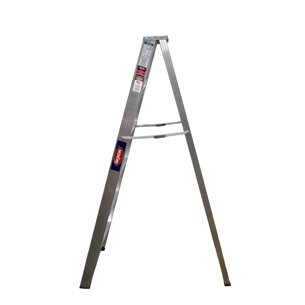 Escalera de Tijera Akron 77-15SP | De Aluminio | Altura 1.73m | 5 Peldaños | Uso Comercial (Tipo III)