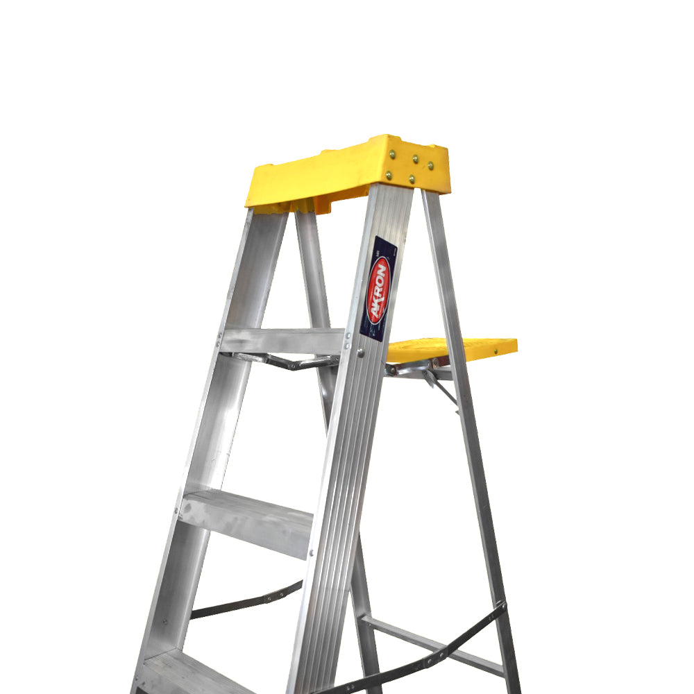 Escalera de Tijera Akron 77-24 | De Aluminio | Altura 2.91m | 9 Peldaños | Uso Profesional (Tipo II) con Plataforma y Porta Cubeta de Plástico