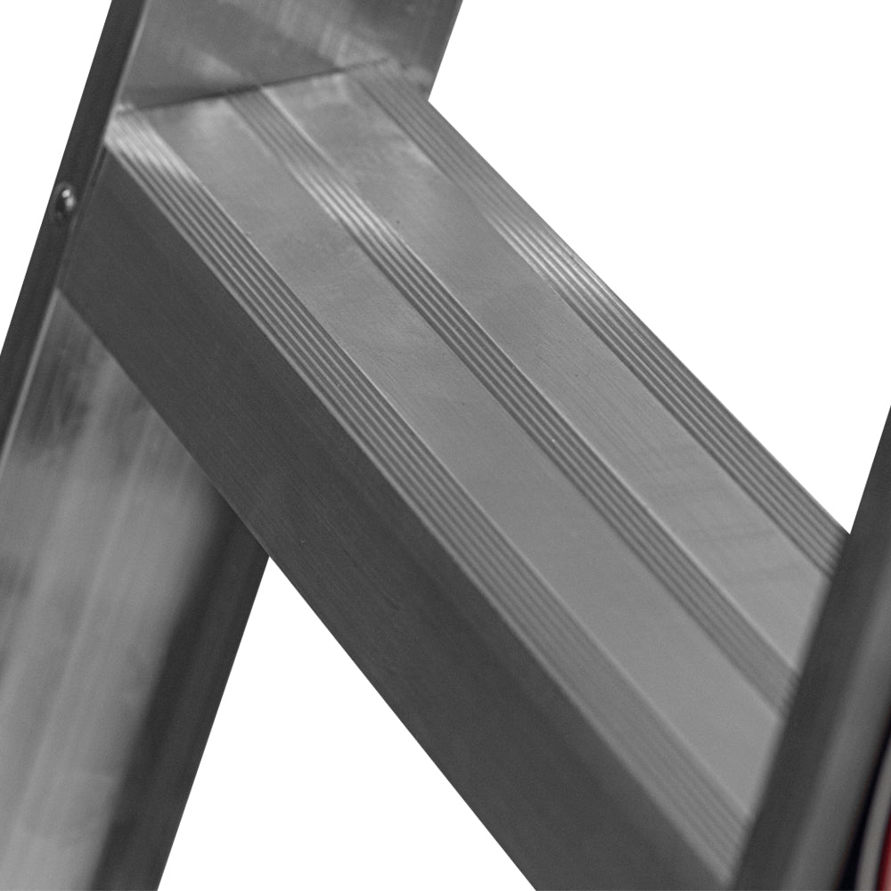 Escalera de Tijera Akron 77-80 | De Aluminio | Altura 2.01m | 6 Peldaños | Uso Comercial (Tipo III) con Plataforma y Porta Cubeta de Plástico