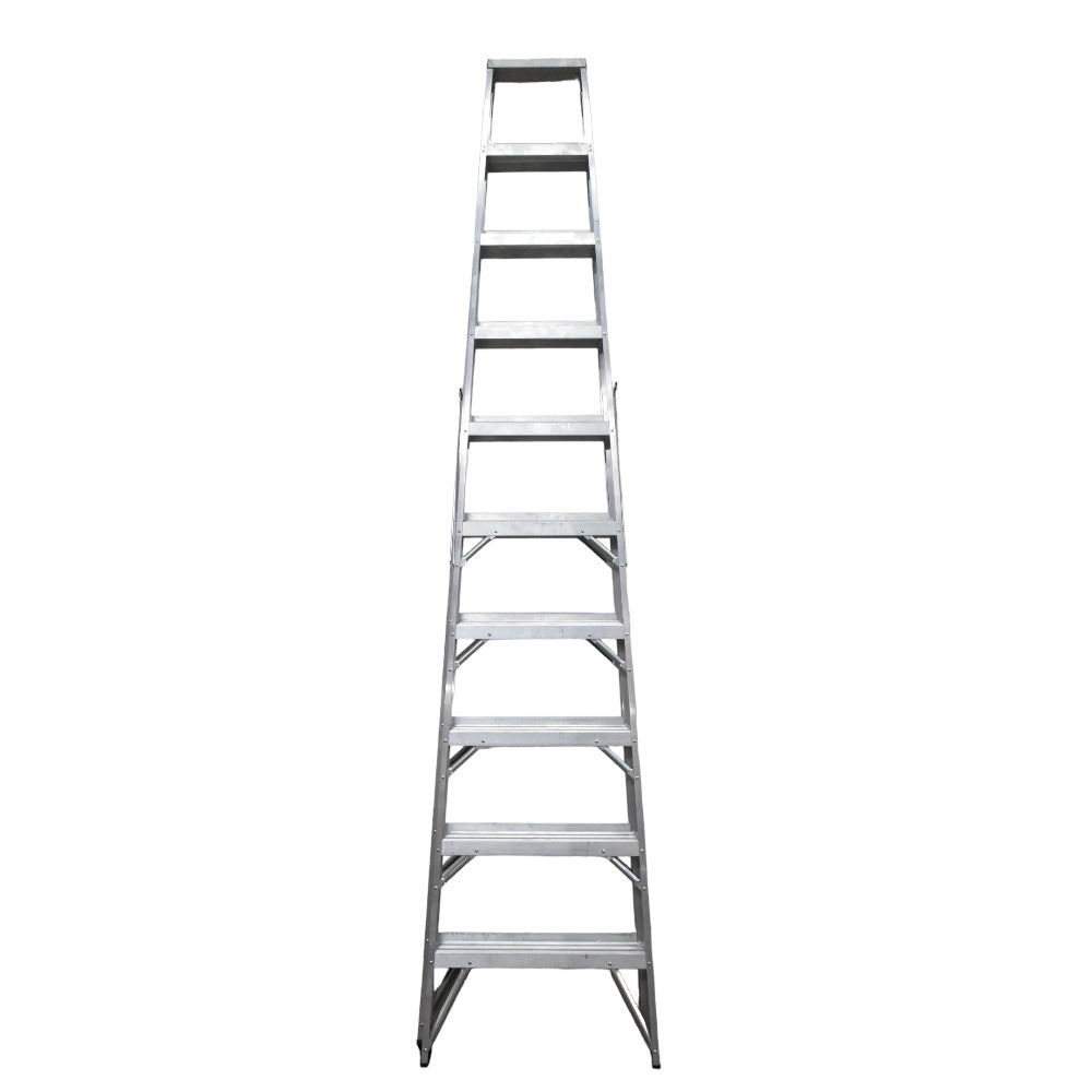 Escalera De Tijera  Doble Akron 78-09 | De Aluminio | 3.05m | 18 Escalones | Uso Profesional | Tipo ll | Capacidad de Carga 175kg