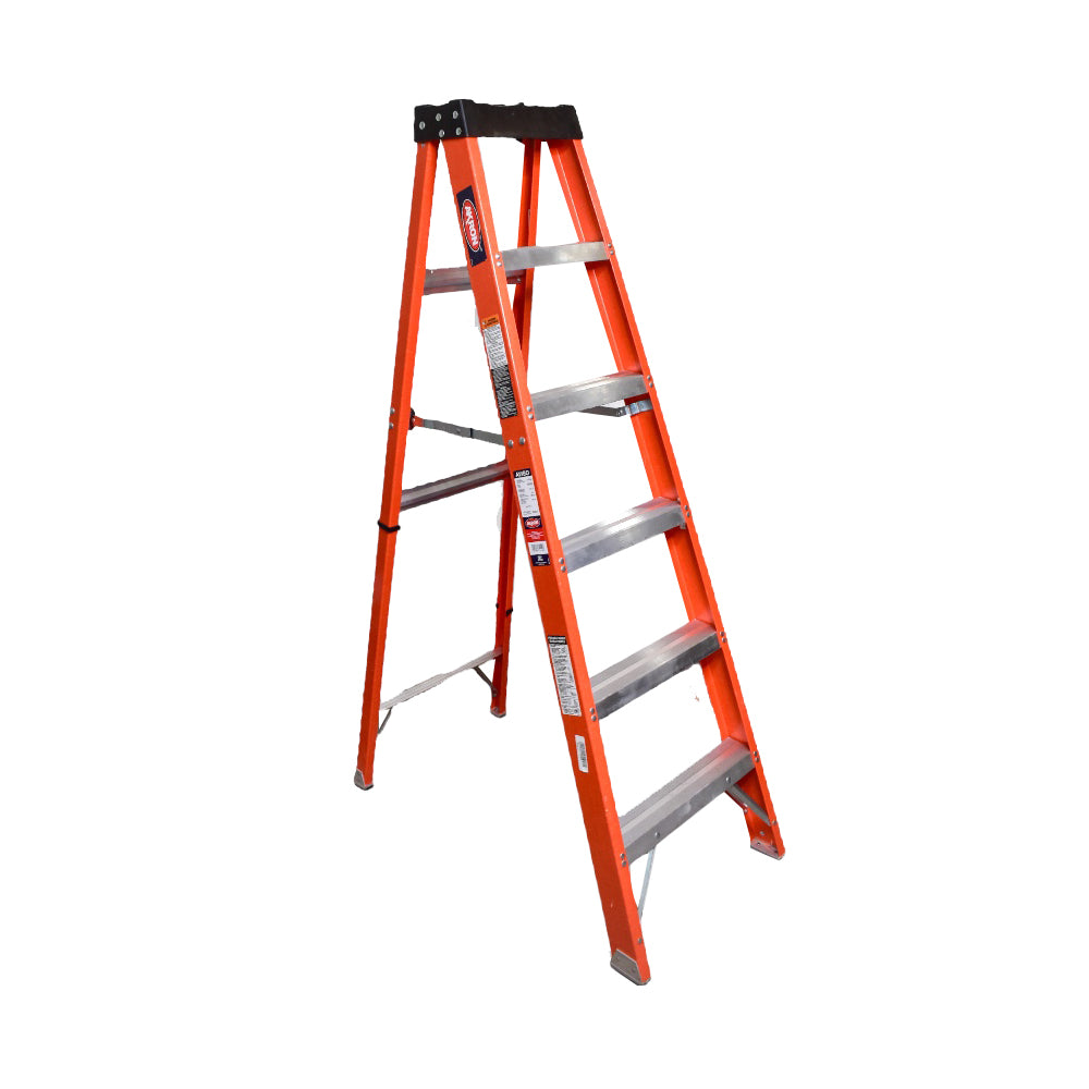 Escalera De Tijera Akron 80-93 | De Fibra de Vidrio | 1.83m | 5 Escalones | Uso Industrial Pesado | Tipo lA | Capacidad de Carga 225kg
