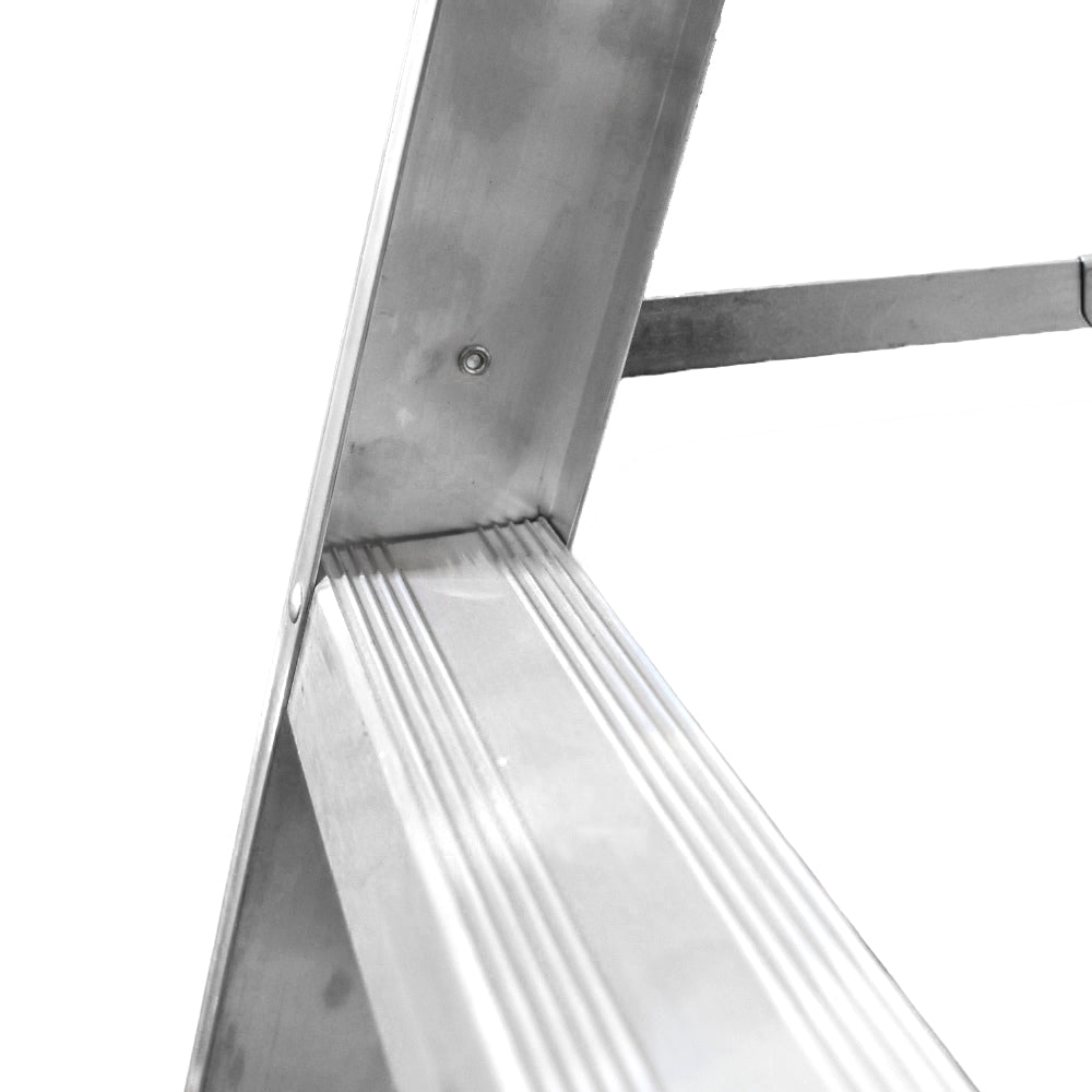 Escalera De Tijera Akron 81-90 | 1.52m | 4 Escalones | Uso Doméstico | Capacidad De carga 90kg | Plataforma Plástica